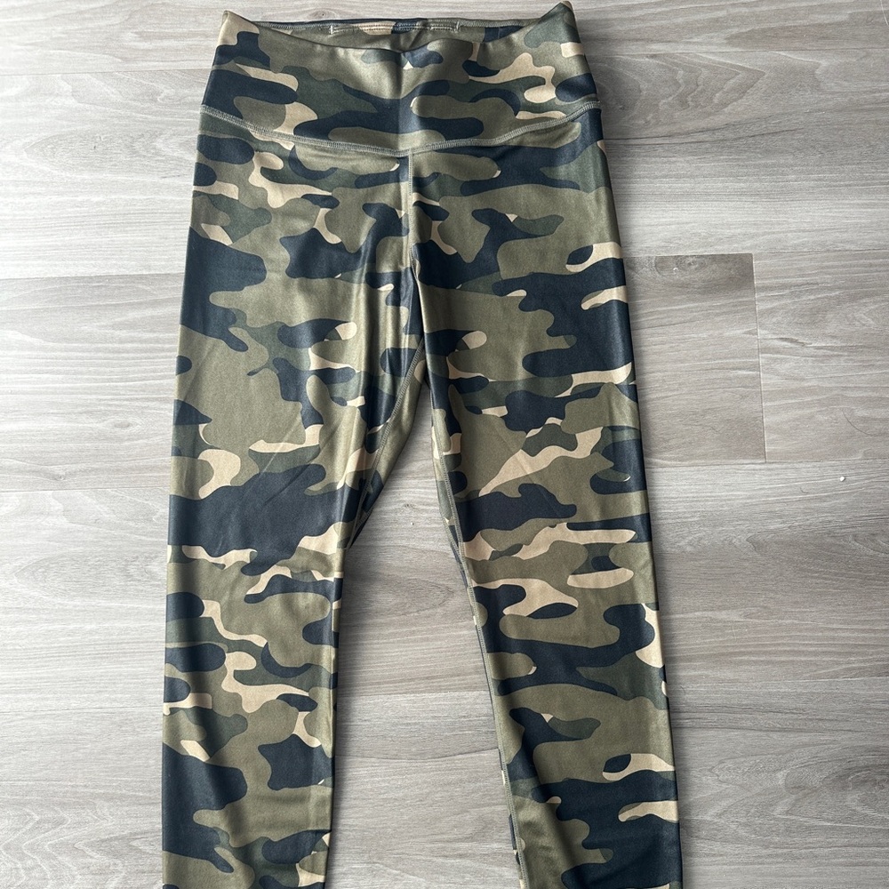 Nike Camouflage Leggings - Green and Black